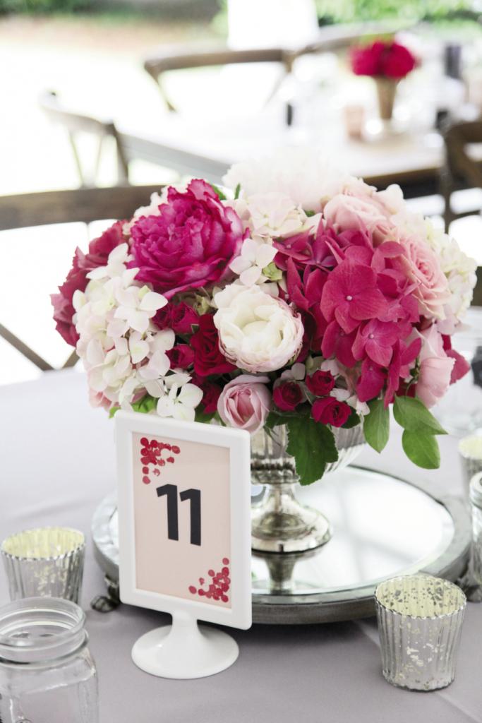 THE POWER OF FLOWERS: With so many different flowers and varying shades of pink, every arrangement looked unique.