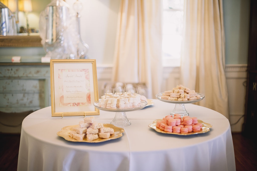 Desserts by WildFlour Pastry. Signage by Blue Glass Design. Image by Timwill Photography.