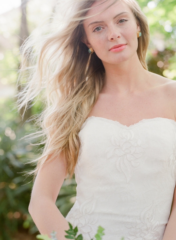 Sareh Nouri’s “Nour” lace gown from Maddison Row. Julie Vos’ “Boticelli” chalcedony earrings from The Boutique