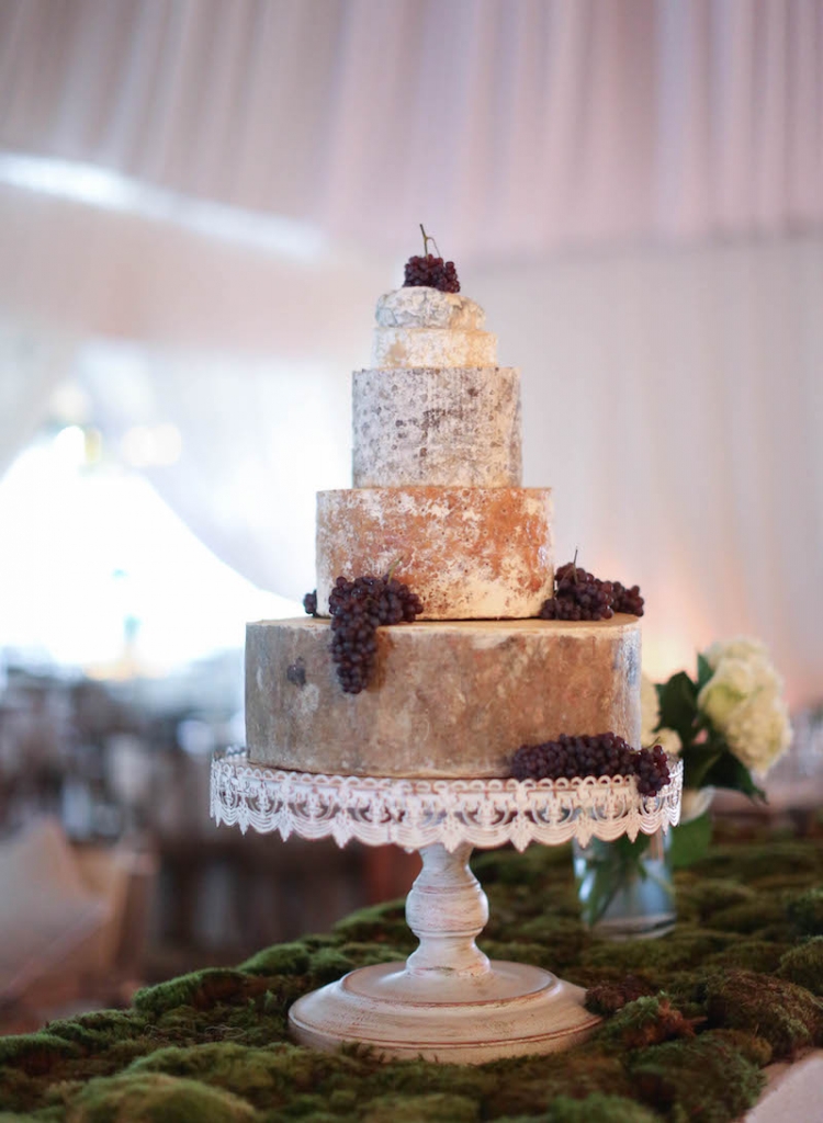 Cake by Wedding Cakes by Jim Smeal. Photograph by Elizabeth Messina.