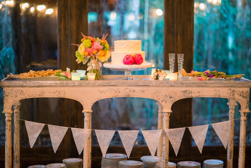 Event design and coordination by Tusk Events. Cake by WildFlour Pastry. Image by Timwill Photography at Magnolia Plantation and Gardens.