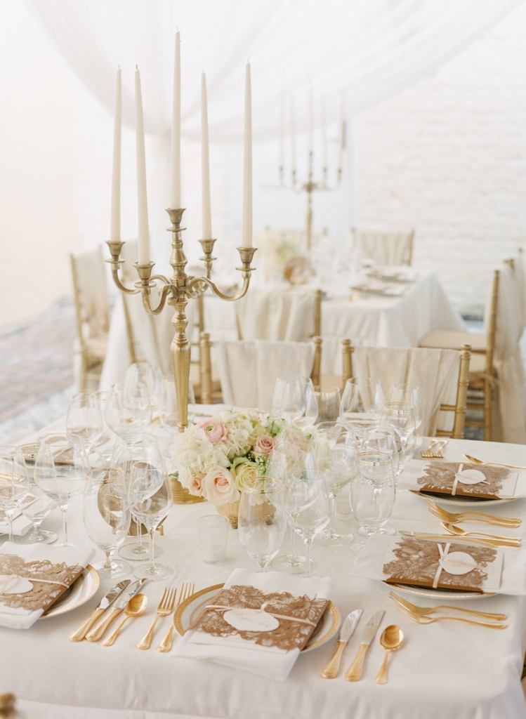 Photograph by Corbin Gurkin. Tabletop by Snyder Event Rentals.