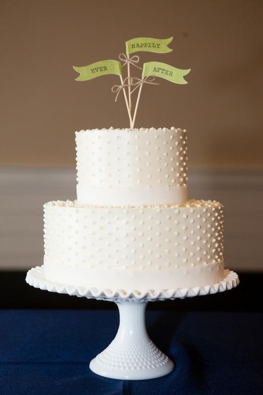 Cake by Daniel Island Club. Image by Hunter McRae Photography.