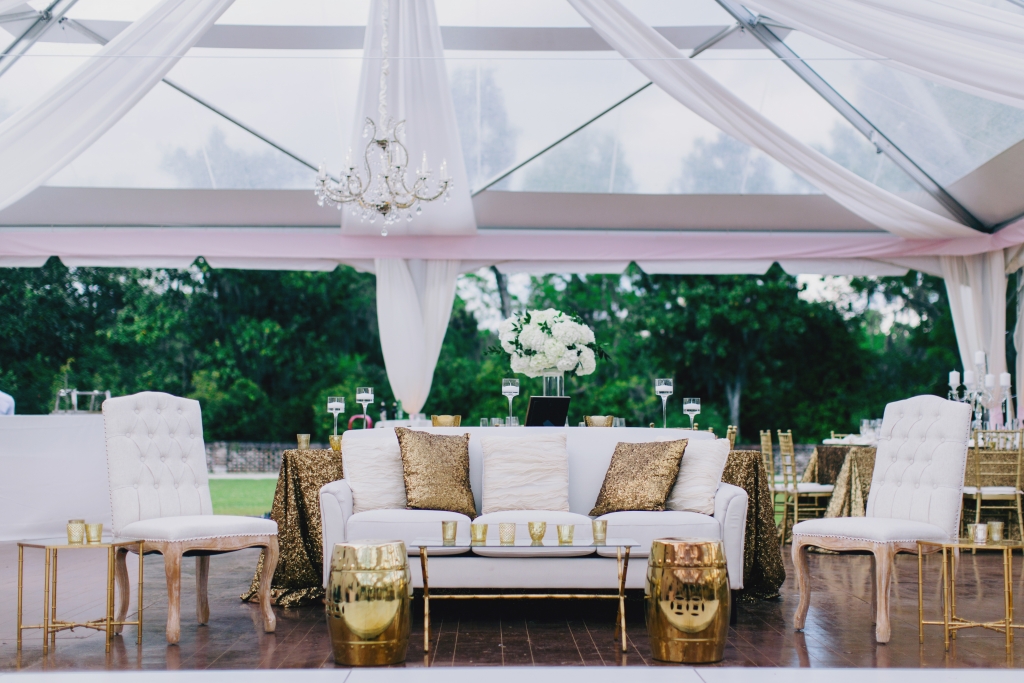 Vintage-inspired furnishings and gold accents evoked Bollywood glamour. &lt;i&gt;Photograph by Hyer Images&lt;/i&gt;