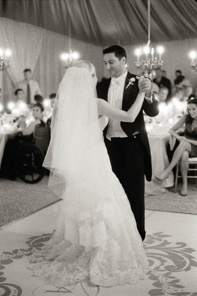 SPOTLIGHT STARS: The Valli Boys, a Jersey Boys cover band, provided the night’s tunes, including the song for the couple’s first dance. “Everyone was singing, dancing, and laughing,” says Ashley.
