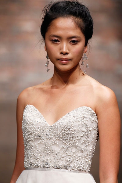 9401_Front_Detail2_0.jpg