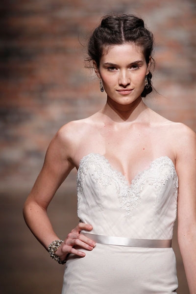 9413_Front_Detail_0.jpg