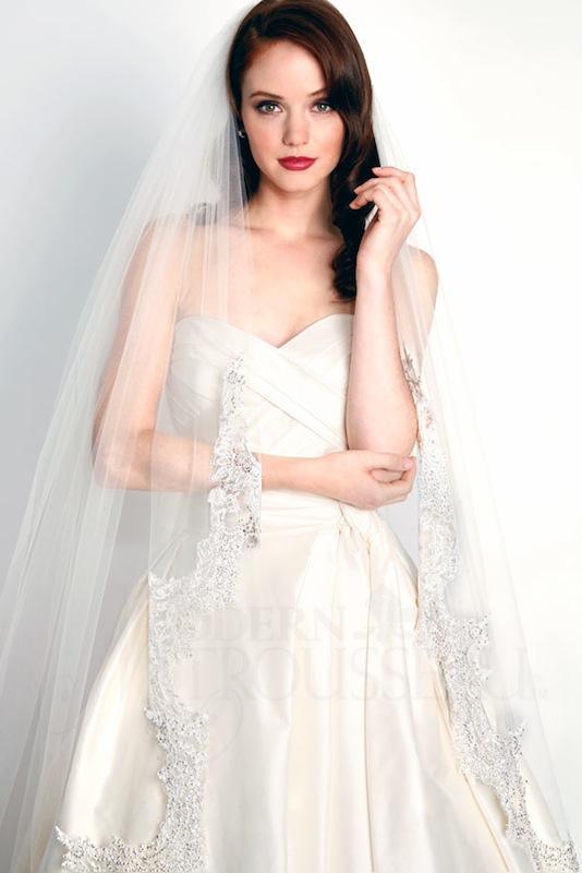 Modern Trousseau&#039;s &quot;Catalina&quot; veil. Available in Charleston through Modern Trousseau.
