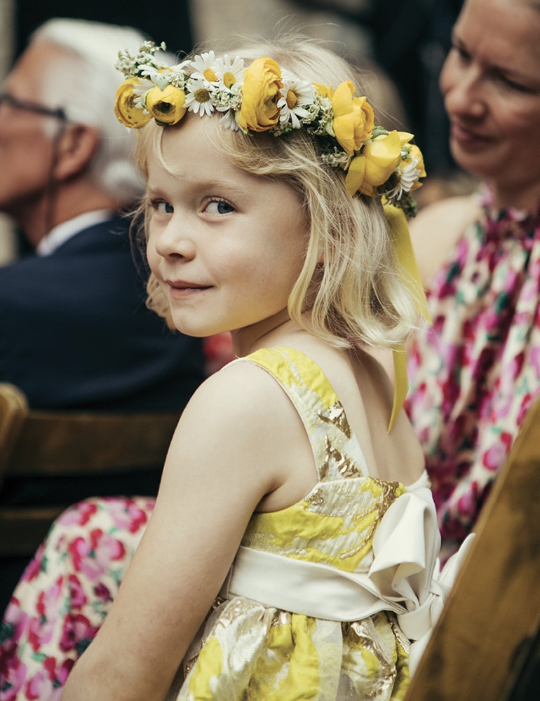 Georgia’s best friend is Julia Sloan, the designer of the line SLOAN, and created several ensembles for the day, including the flower girl’s. “We really got a kick out of my little sister asking for her dress to look ‘Bridgerton,’” says Georgia.