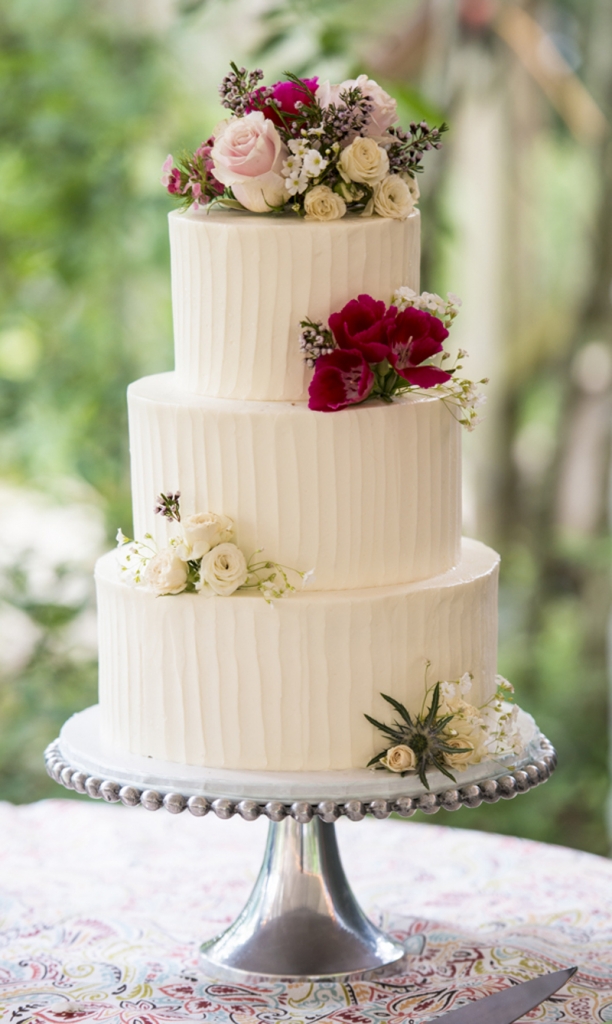 Cake by DeClare Cakes. Image by Reese Allen Photography.
