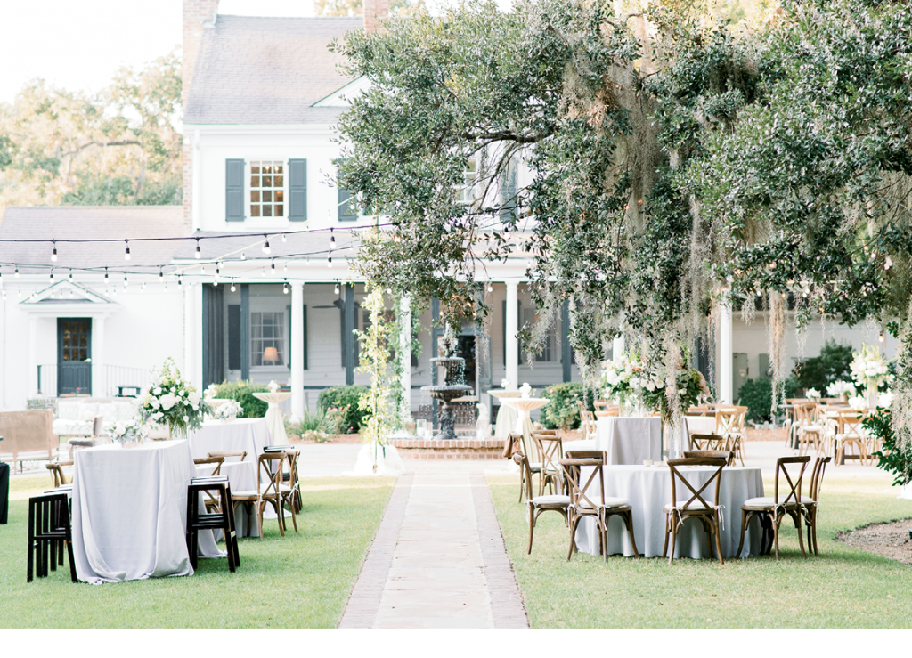 The ceremony took place amidst the Legare Waring House’s Avenue of Oaks; from there, guests strolled to the reception, which was held in the shadow of the manse.  &lt;i&gt;Image Aaron &amp; Jillian Photography&lt;/i&gt;