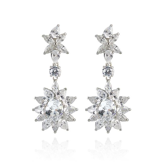Samantha Wills&#039; &quot;Diamond Heart&quot; drop earrings. Available through SamanthaWills.com.