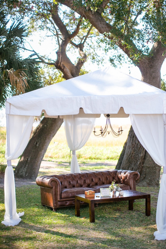 Wedding design by Pure Luxe Bride. Tent by Snyder Events. Lounge Furniture by Nuage Designs. Photograph by Dana Cubbage Weddings.