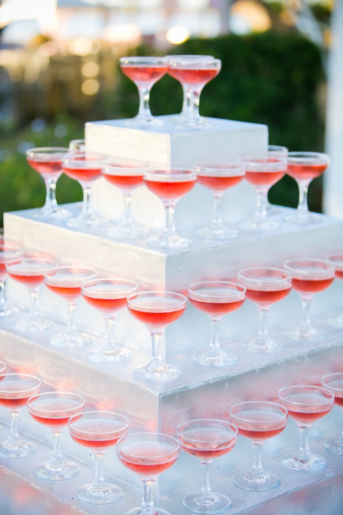 Bar service by Patrick Properties Hospitality Group. Wedding design by Pure Luxe Bride. Photograph by Dana Cubbage Weddings.
