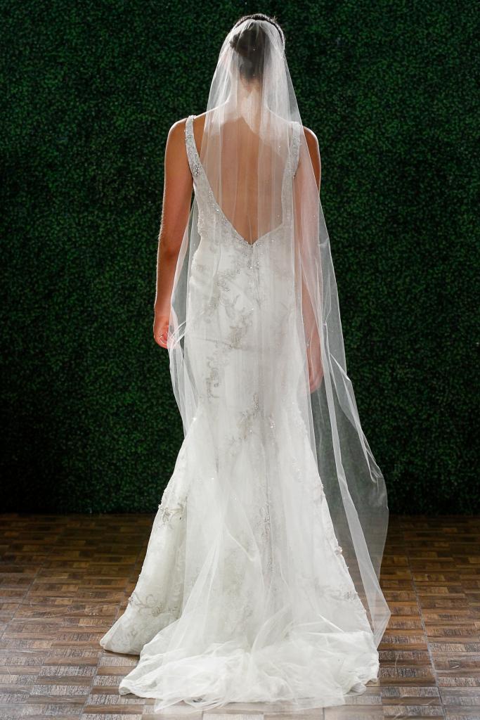 Watters Bride&#039;s &quot;Paola.&quot; Available in Charleston through Bridal House of Charleston and Jean&#039;s Bridal.