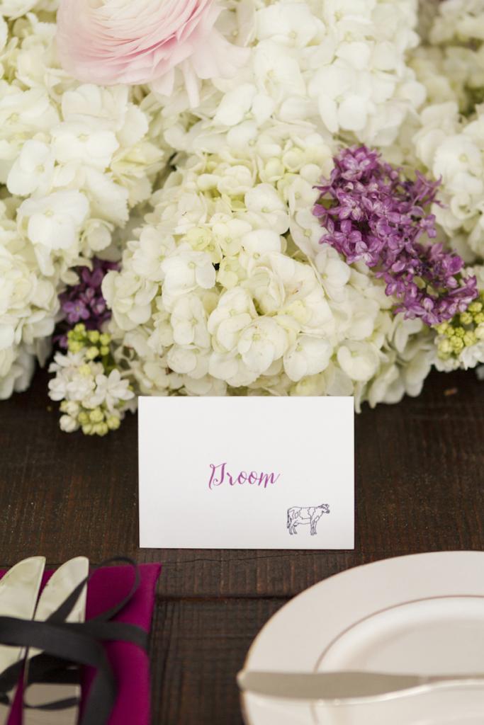 Wedding design by The Burlap Elephant. Florals by Branch Design Studio. Photograph by Ellis Photo Studio.