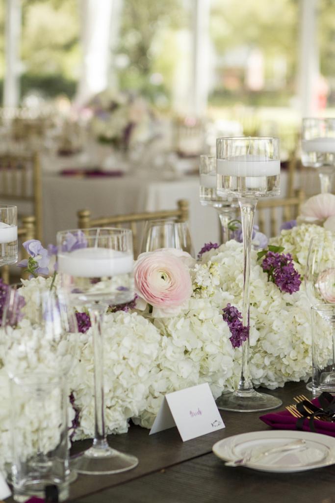 Wedding design by The Burlap Elephant. Florals by Branch Design Studio. Photograph by Ellis Photo Studio.