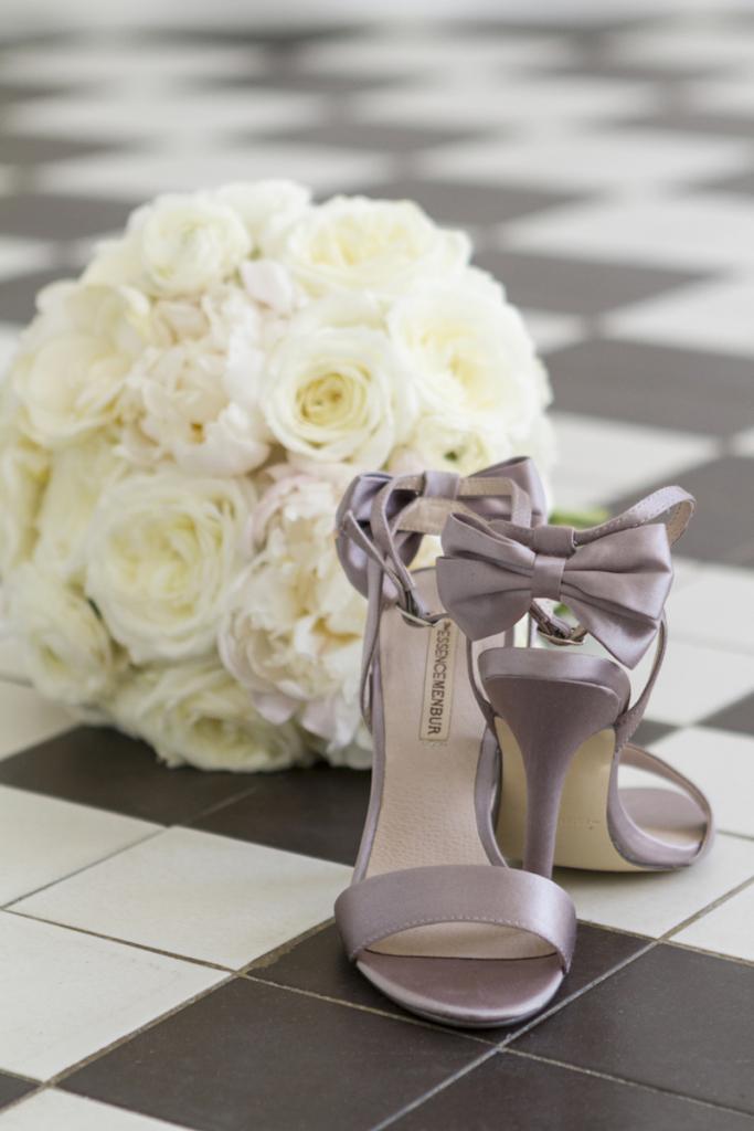 Florals by Branch Design Studio. Photograph by Ellis Photo Studio.