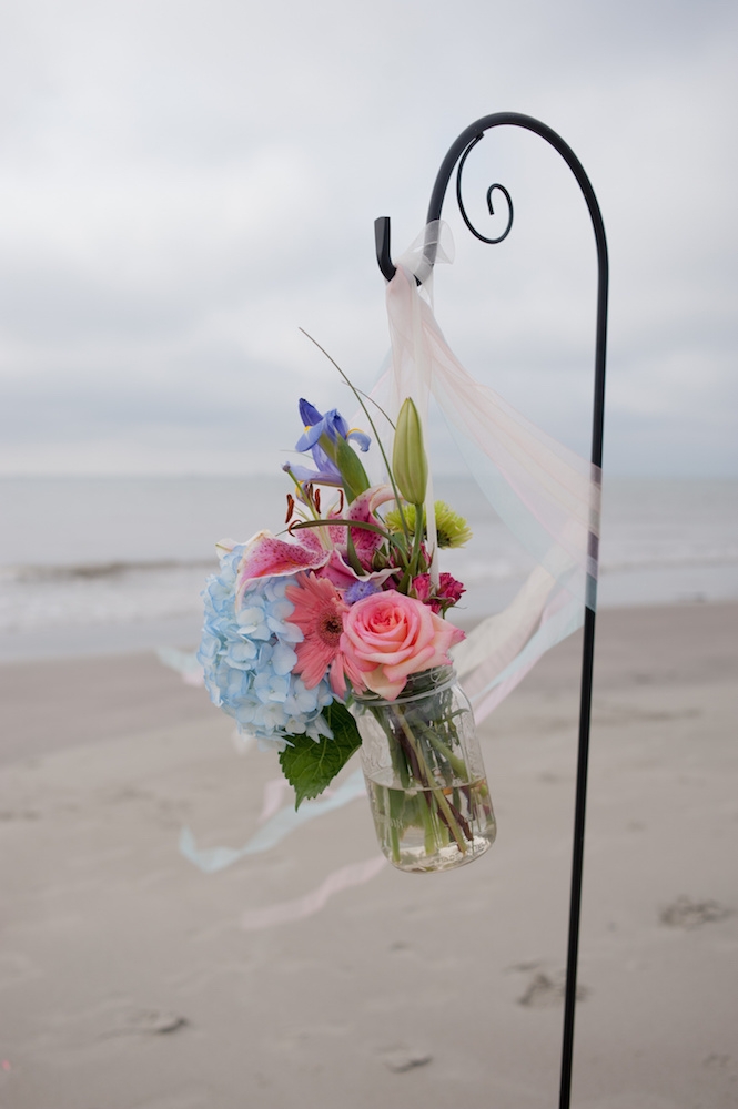 Florals by Country and Lace Florist. Image by Leigh Webber Photography at Station 30 on Sullivan&#039;s Island.