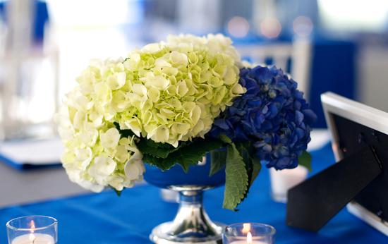 SMELL SOFTLY: The couple took guests’ (and Joseph’s!) allergies into consideration and chose scentless or nearly scentless blooms.