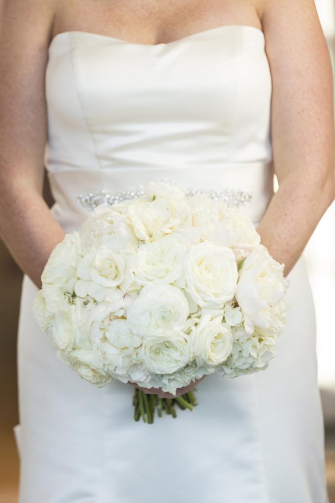Florals by Branch Design Studio. Photograph by Ellis Photo Studio.