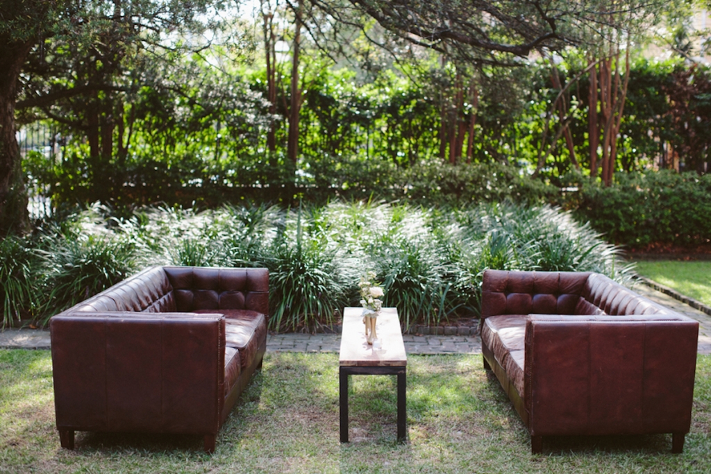 Wedding design by Pure Luxe Bride. Rentals by Snyder Events and EventWorks. Image by Paige Winn Photo.