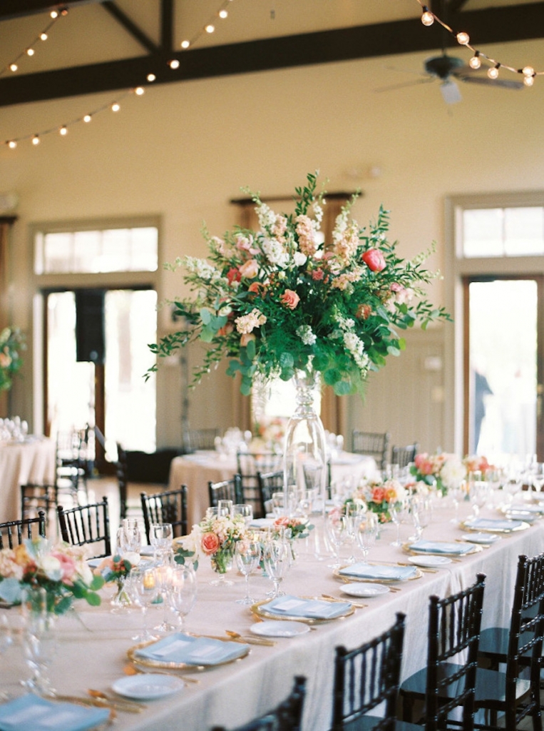 Image by Perry Vaile Photography. Florals by Rebecca Rose Events.