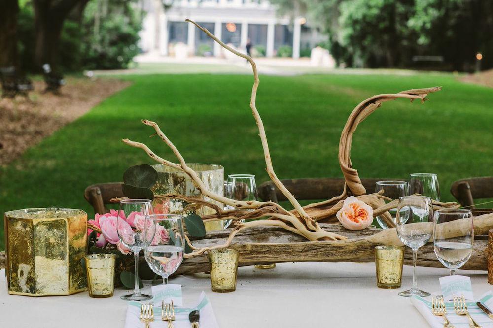 Wedding design by Paper and Pine Co. Day-of coordination by Cafe Catering. Florals by Branch Design Studio. Photograph by Juliet Elizabeth at the Legare Waring House.