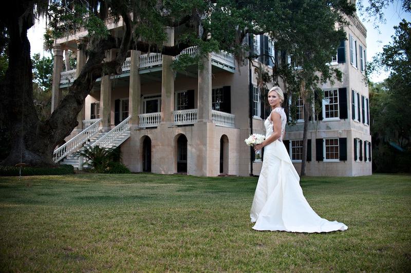Bridal gown by Lela Rose. Bouquet by HB Stems. Hair by Bangs Salon. Makeup by Drisana McDaniel. Image by Kelli Boyd Photography. Private residence.