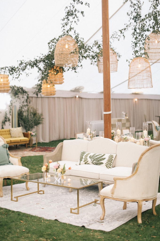 Across the property, multiple areas for dining, dancing, and lounging took five days for a team of 15 to set up. That the venue is family-owned allowed for maximum flexibility.